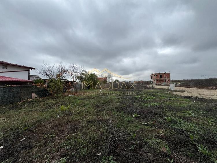 Maddax Luxury Properties vă propune spre vânzare un lot de teren în Balotești - 4