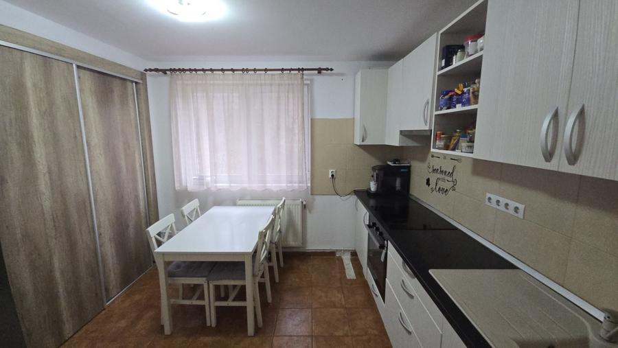Apartament de vanzare - 7