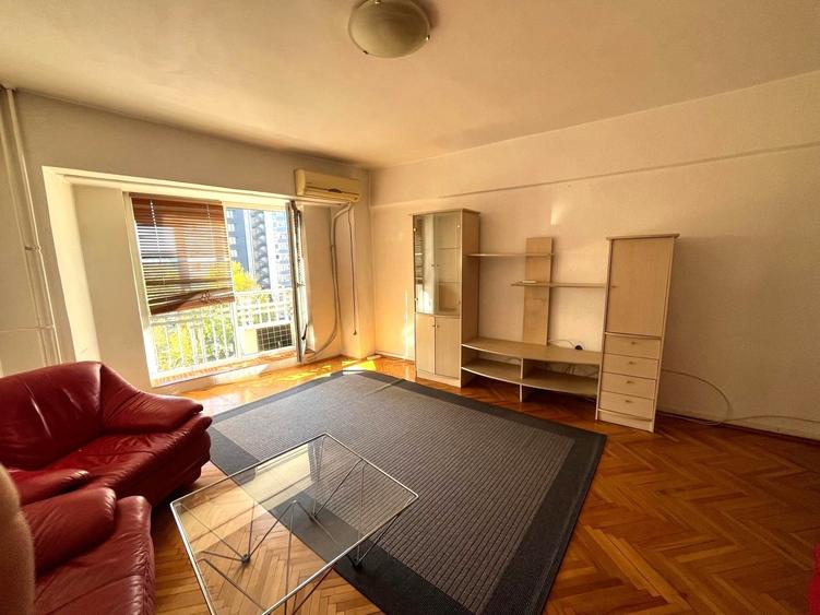 Inchiriere apartament 3 camere Bd. Unirii nr 55 - 1