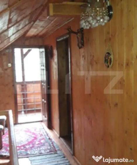 Casa de vacan?a in Piatra Fantanele + 4,5 arii teren - 15