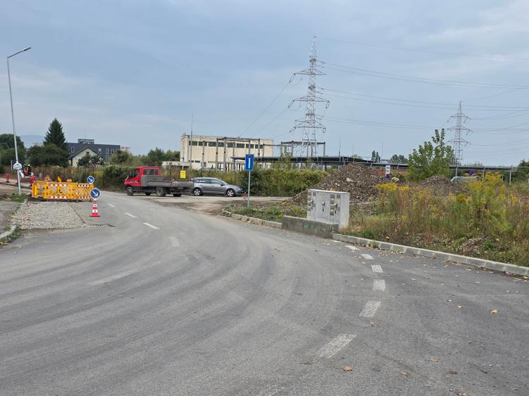 Teren industrial comercial Coresi - 4