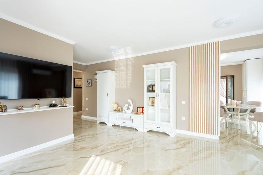 Casa lux Santandrei 3 dormitoare 2 bai 2 terase 2 bucatarii - 1