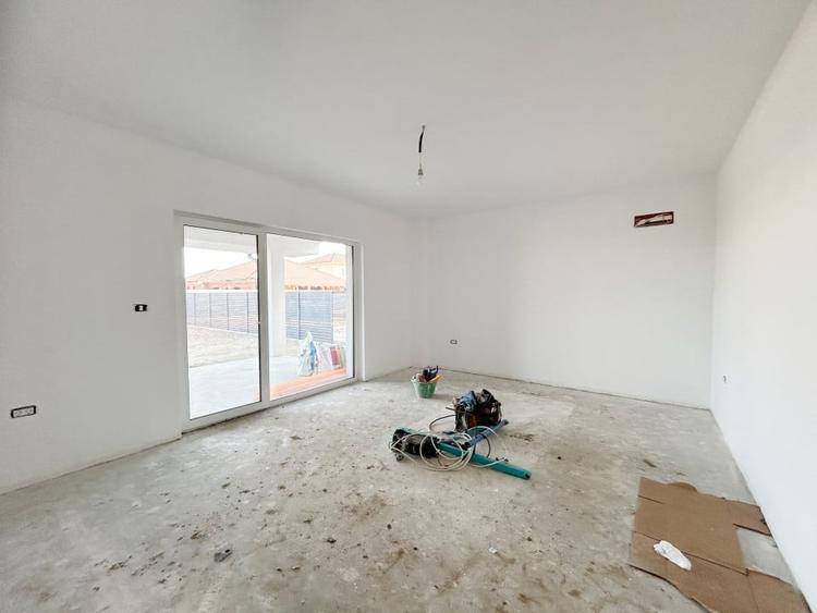 Duplex 4 camere, P+E, 132mp utili, 308mp teren in Sag - 5