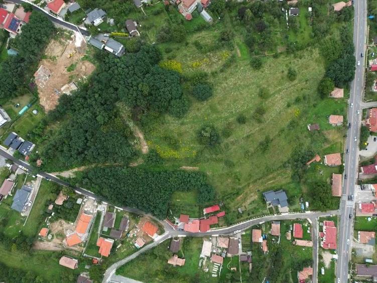 Teren intravilan pentru case sau duplexuri- Feleac - 2