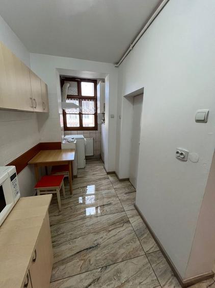 Ap 3 camere decomandat, in Strand - 1