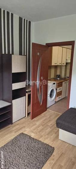Proprietar inchiriez apartament cu o camera Proprietar inchiriez apartament cu o camera