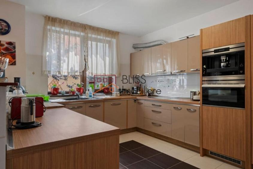 Casă / Vilă 6 camere în zona 23 August Otopeni - 13