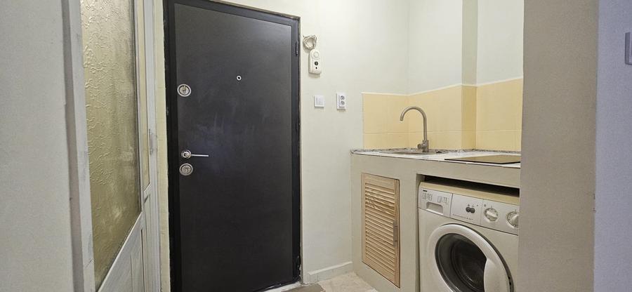 Garsoniera-renovata-integral-mobilata-utilata-poarta-6 - 9