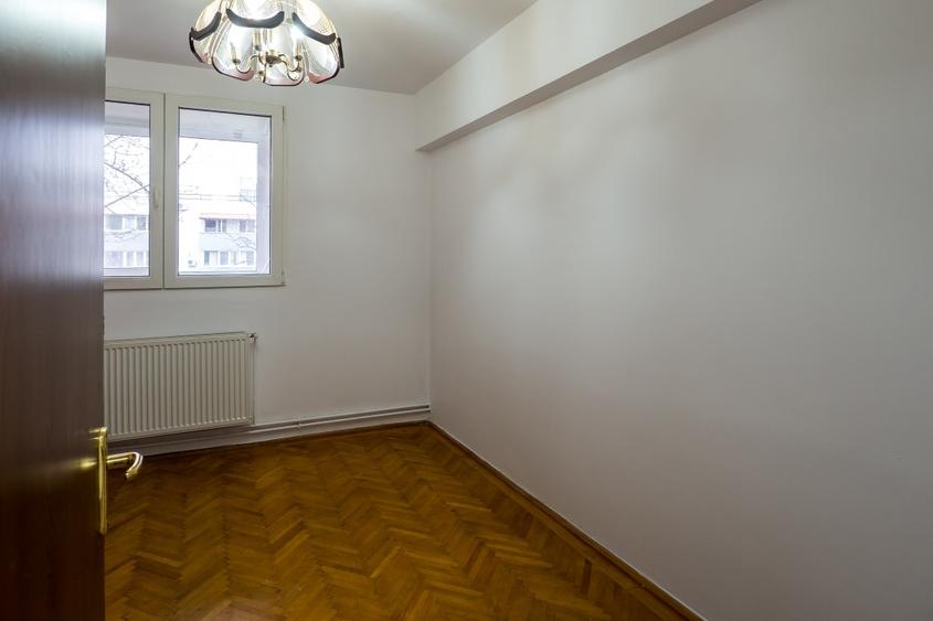 Titan, parcul IOR, Bloc H, decomandat, centrala, vedere la ,,padure - 3