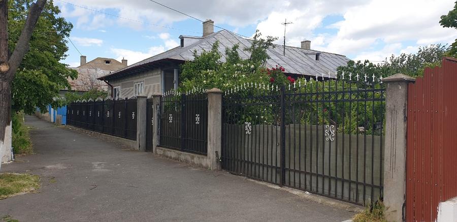 Vând casă Jurilovca  - 2