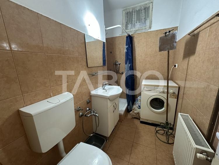 Apartament 2 camere 47 mpu decomandat 2 boxe la subsol garaj etaj 2 - 9