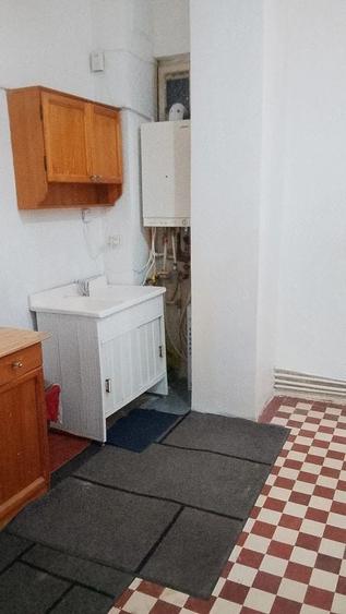 Apartament cu 3 camere decomandat în Universitate