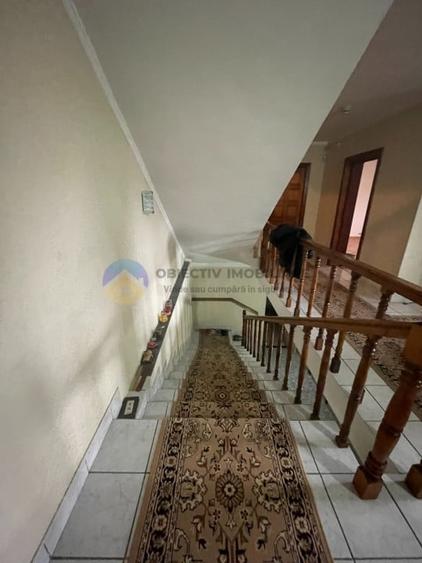 Casă cu 6 camere cu Canalizare în Alexandru cel Bun