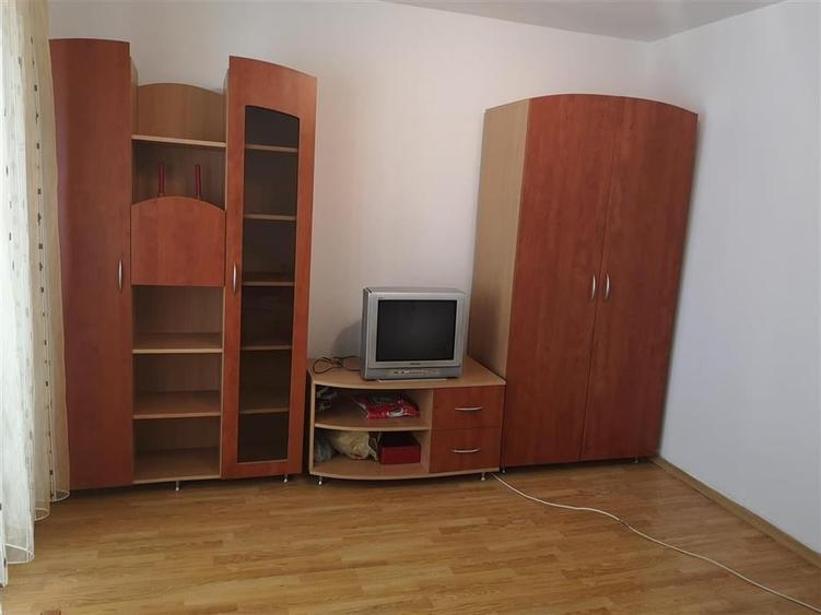 Apartament cu o camera decomandat 34 mp aproape Noul Mall (Shopping City) - 2