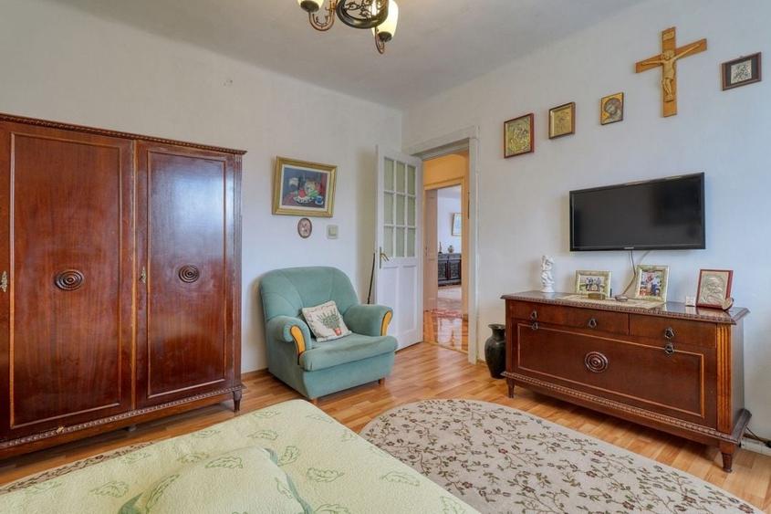 Investitie -Oportunitate - Casă boierească  de poveste- 7000 mp teren, - 47