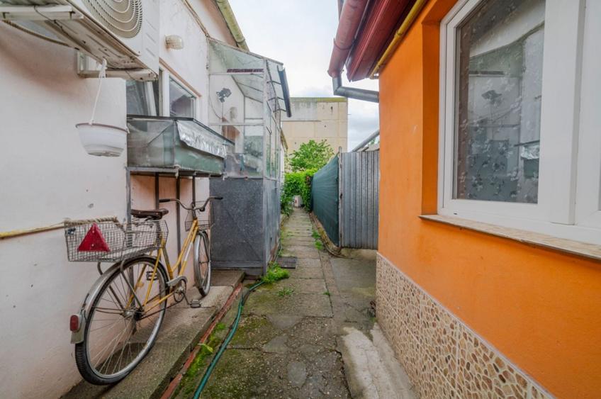 Apartament 3 Camere La Casa | Curte | Pod + Beci Mare | COMISION 0% - 34