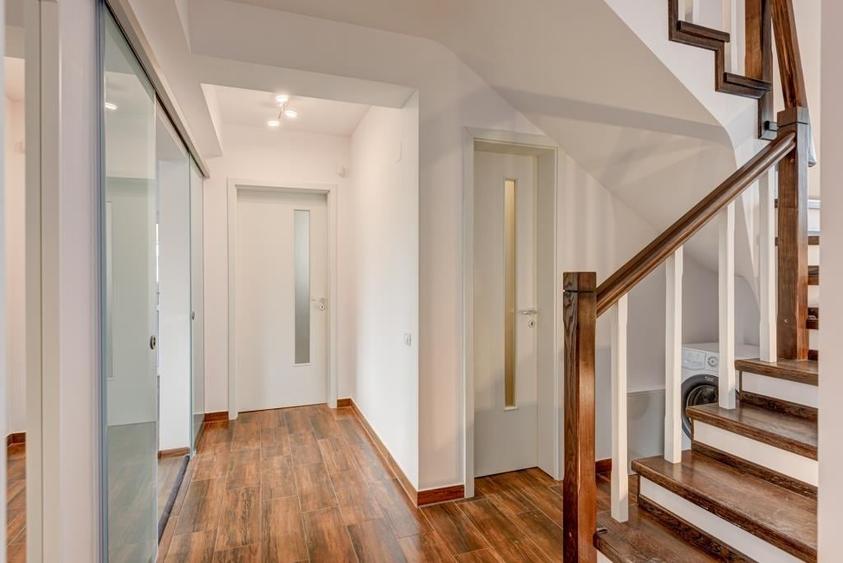 Vilă Spațioasă de Închiriat în Crevedia – Ideală pentru Familie (P+1+M) - 6