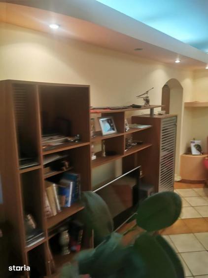 Apartament cu 3 camere decomandat, mobilat în Rahova