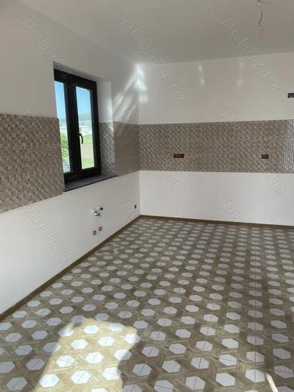 Casa ?i teren de vanzare zona ciritei - 5