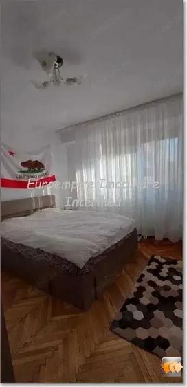 De vanzare apartament cu 3 camere, zona ICIL - 4