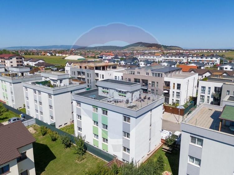 Penthouse 3 camere cu terasa, mobilat, loc parcare - 75