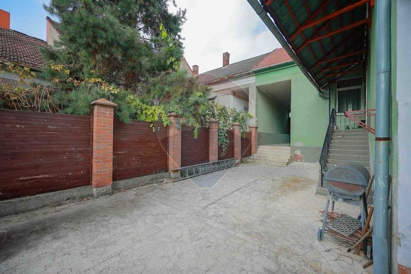 Casa / Vila cu 4 camere de vanzare Ultracentral Str. Louis Pasteur - 32