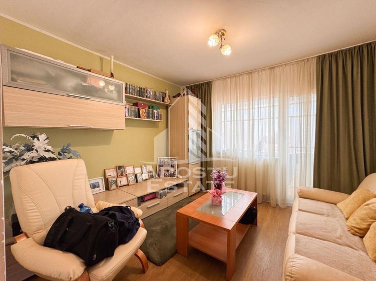 Apartament cu 4 camere decomandat, mobilat în Șagului