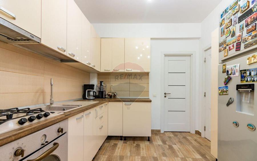 Casa / Vila Chiajna cu 5 camere de vanzare - 2