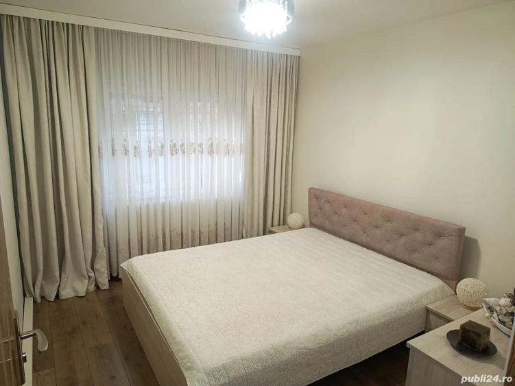 PROPRIETAR, vand apartament 4 camere, 2 bai, decomandat, etaj 1, in zona Lipovei. - 4