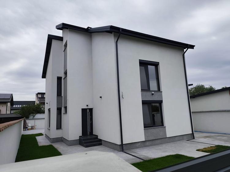 FARA COMISIOANE in Mogosoaia casa regim P+1+M gata finisata utilitati curent 380 - 9