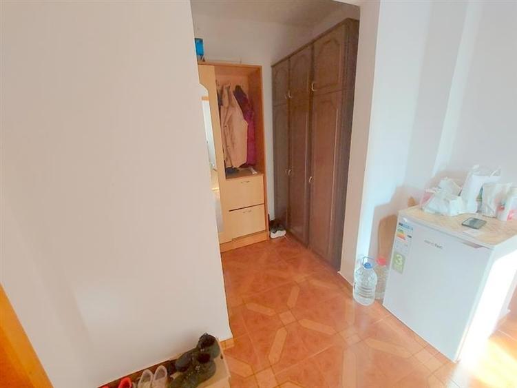 Apartament 3 camere decomandat, zona Mioritei - 17