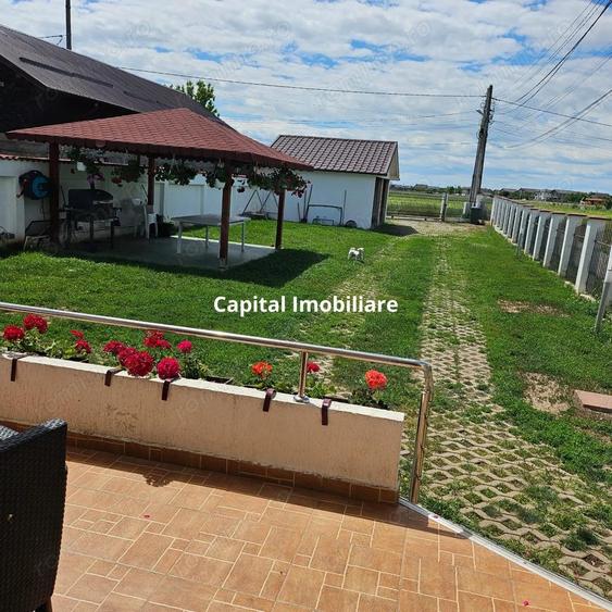 Casa Strejnicu: 150m2, 3 dormitoare, 2 bai, 2 garaje - 2