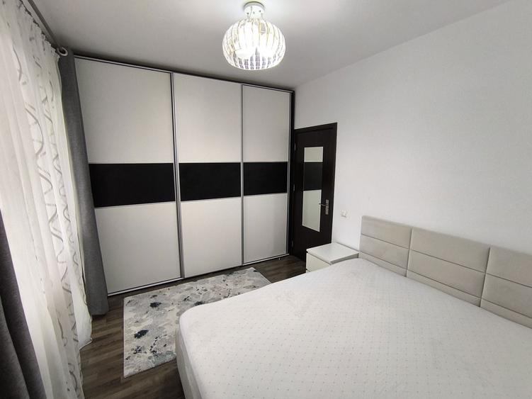 Inchiriez apartament cu 2 camere - 1