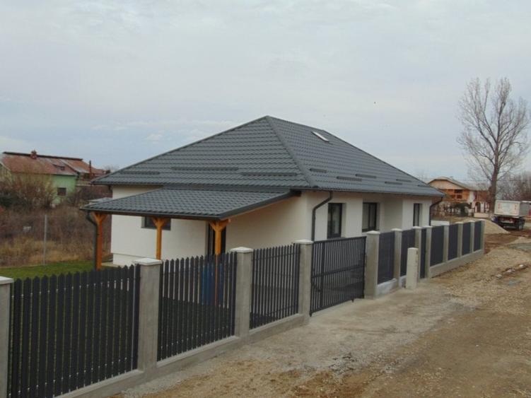 FARA COMISIOANE casa cu 4 camere 2 bai PARTER cu placa pod terasa merita vazuta - 6