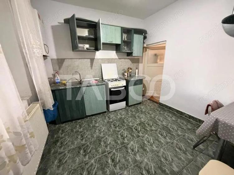 Casa de vanzare 4 camere 160 mpu teren liber 146 m zona Cetatii - 3