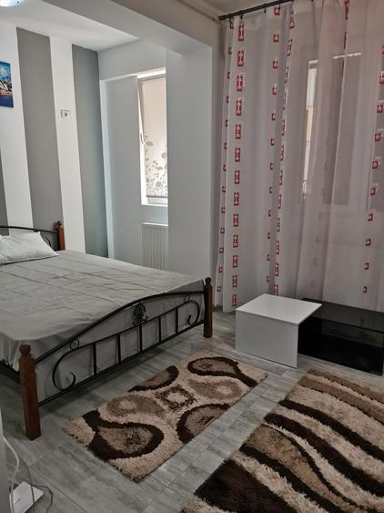 Inchiriez garsoniera tineretului 24 ULTRACENTRAL. Proprietar - 6