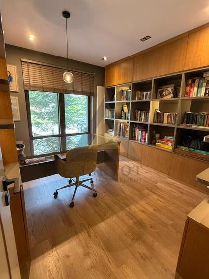 Duplex cu 9 camere cu Piscina în Pipera