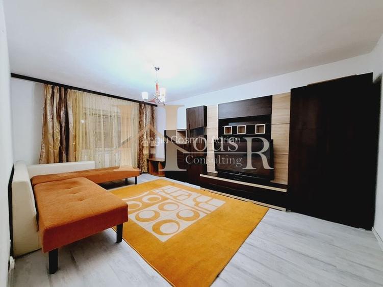 Apartament cu 2 camere decomandat, mobilat în Soarelui