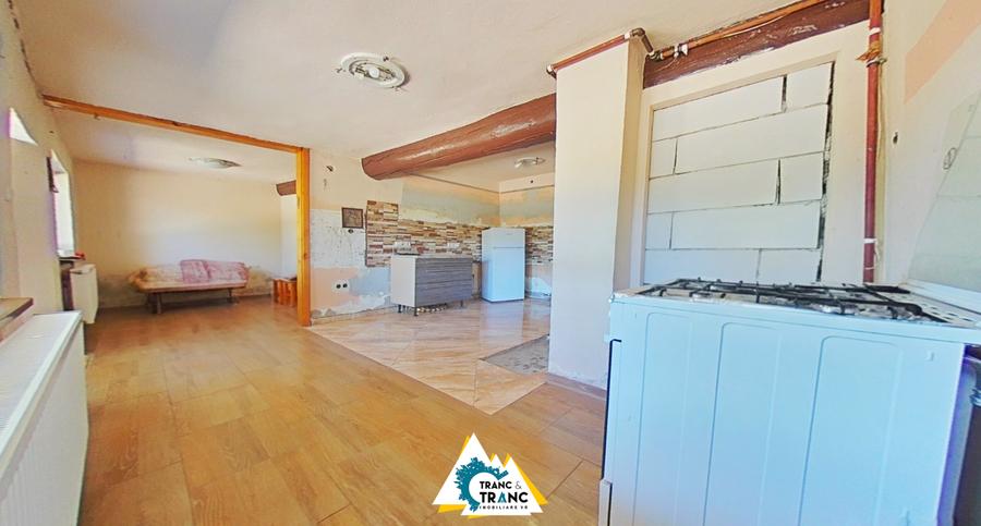 Casă spațioasă cu 3 camere în comuna Vladimirescu – aproape de Arad - 6