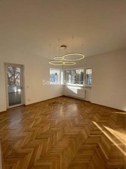 Apartament De Închiriat | 3 camere | Universitate
