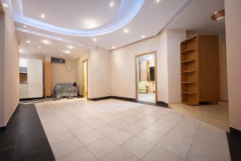 Apartament 3 Camere Unirii - bloc reconsolidat - 2