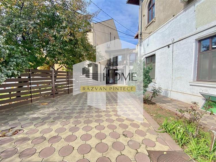 Spatiu comercial 100 mp cu terasa 100 mp, zona ultracentrala, Ploiesti - 1