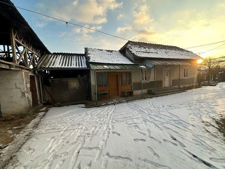 Casa in Babeni + teren 5700 mp - vizavi de Annabella - 5