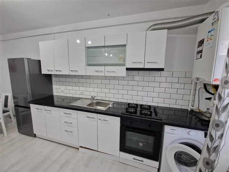 Ap 3 camere de inchiriat! Bloc Nou! - 1