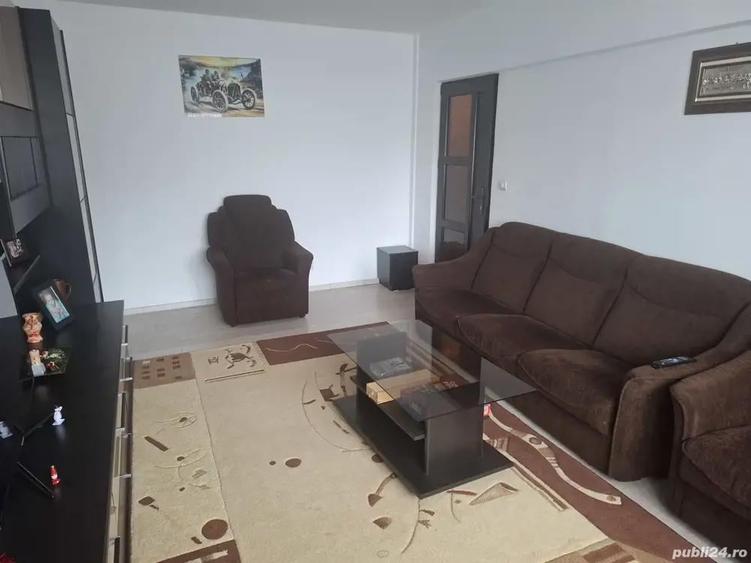 Apartament 3 camere proprietar - 2