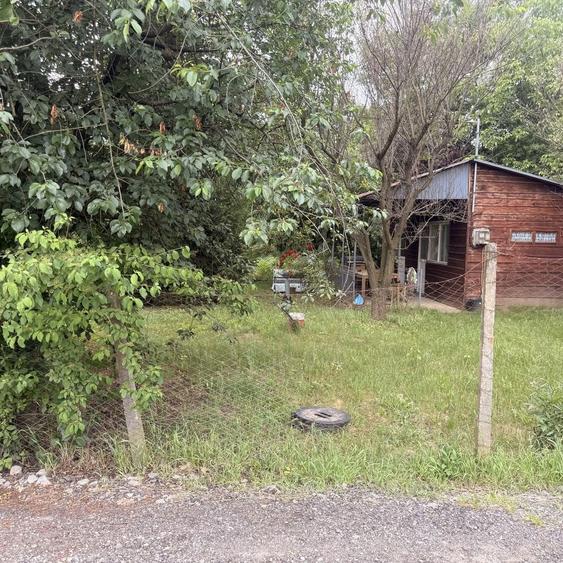 Teren intravilan zona Bercu Rosu - 2