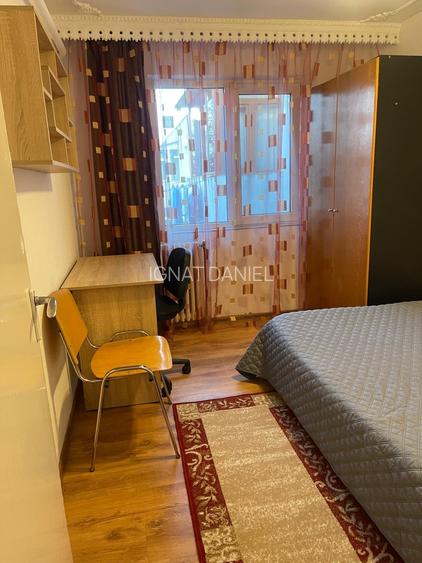 Apartament cu 2 camere, zona Podu Ros