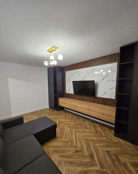 Apartament 2 cam. decomandat,renovat lux,mobilat la Metrou 1 Decembrie - 15