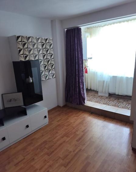 Garsoniera decomandat - zona Noua. - 9