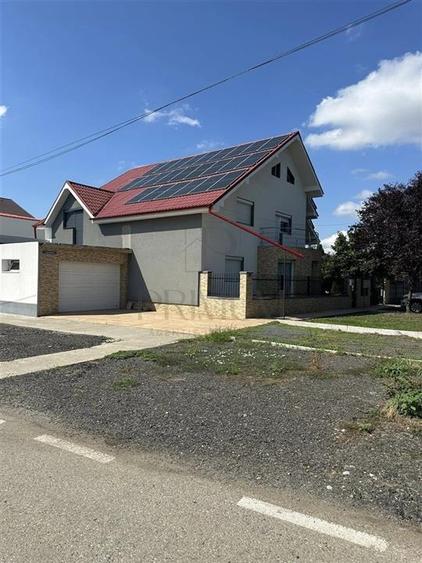 Casa individuala - teren 1000 mp - garaj - 3